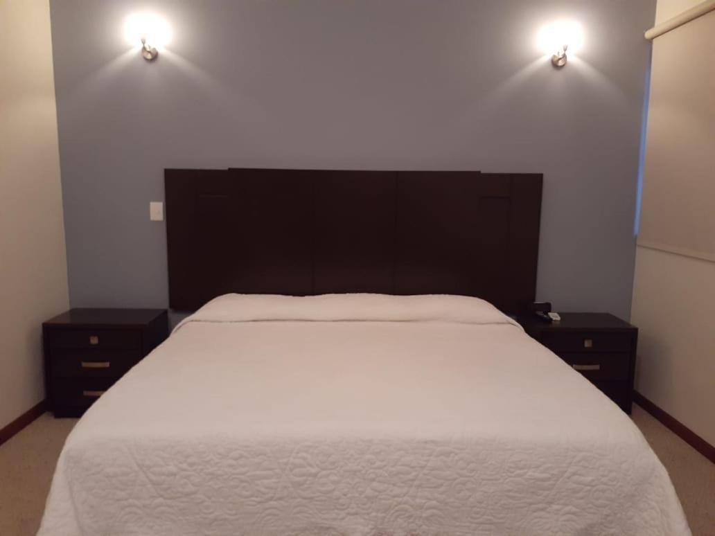 Hotel Candelero Yuriria 外观 照片